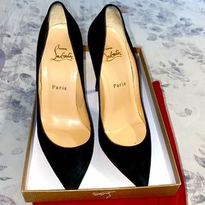 Women’s Suede Pigalle Christian Louboutin 👠